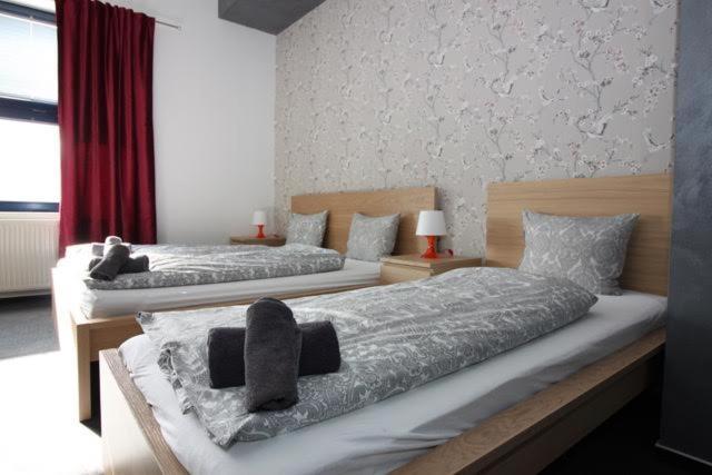 Downtown Apartments Плзень Екстер'єр фото